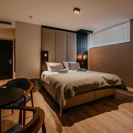 Residence Oude Haven Kamer Met Sauna Colijnsplaat Esterno foto